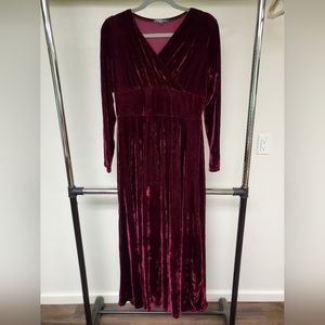 Urban Coco Velvet Long Sleeve Dress Size Large